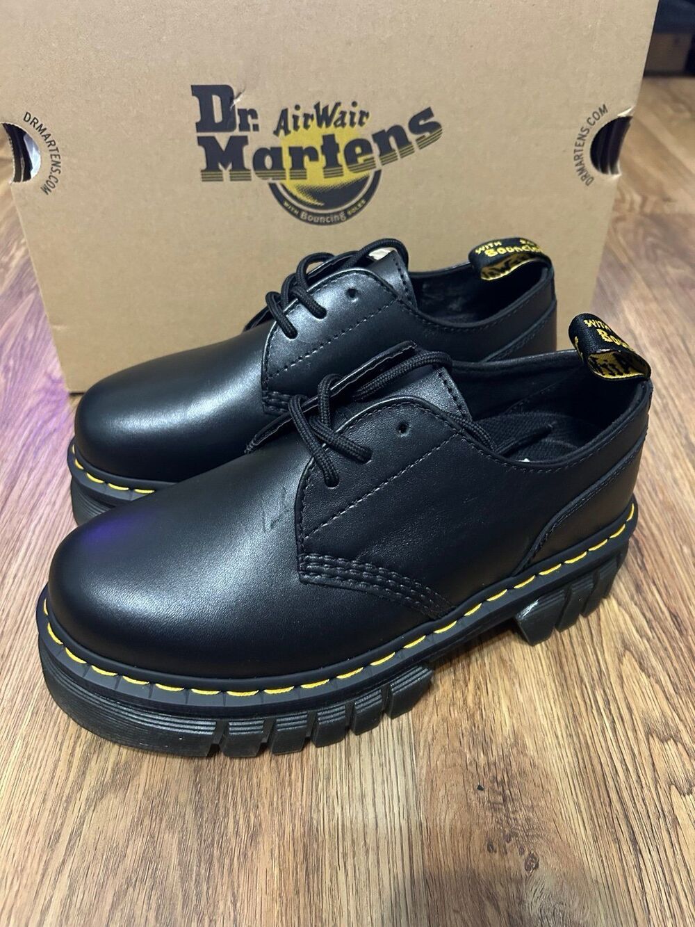 DR MARTENS Audrick 3 eye black leather platform lace up oxfords shoes sz 7 new